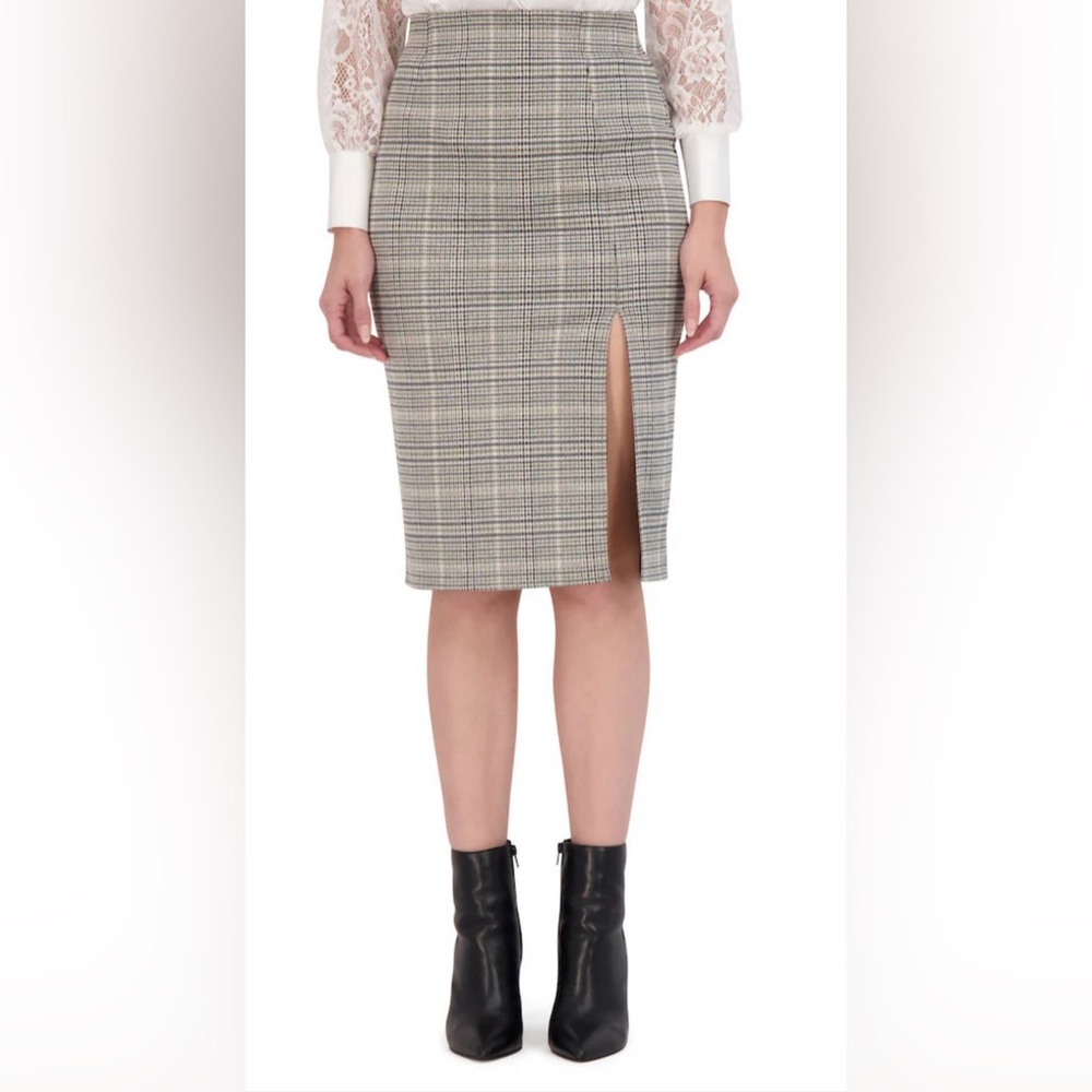 New Ookie and Lala knit pencil skirt size small